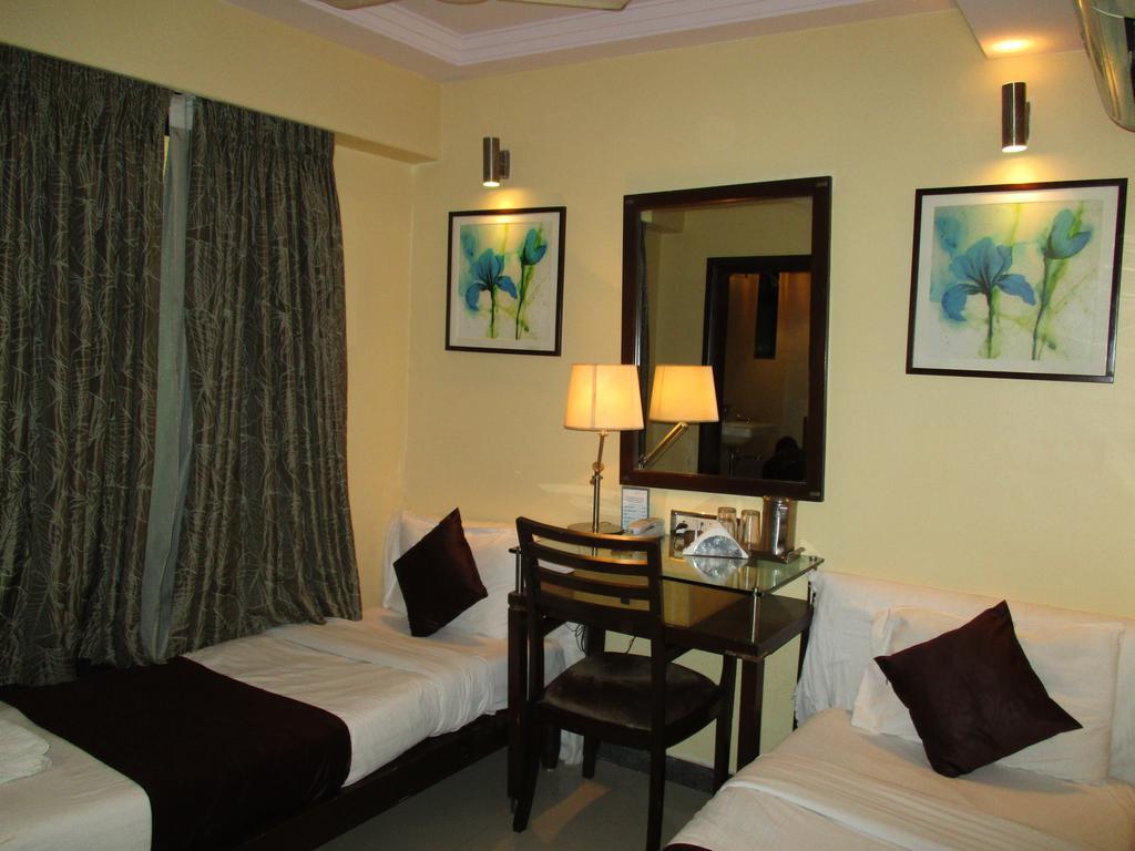 Hotel Sapna Marine Mumbai Exterior photo