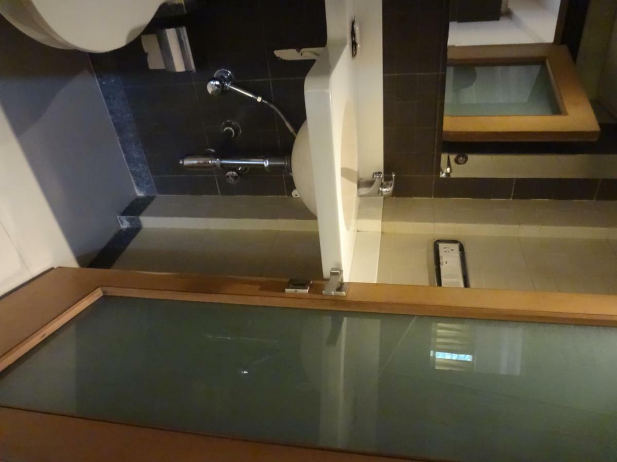 Hotel Sapna Marine Mumbai Exterior photo